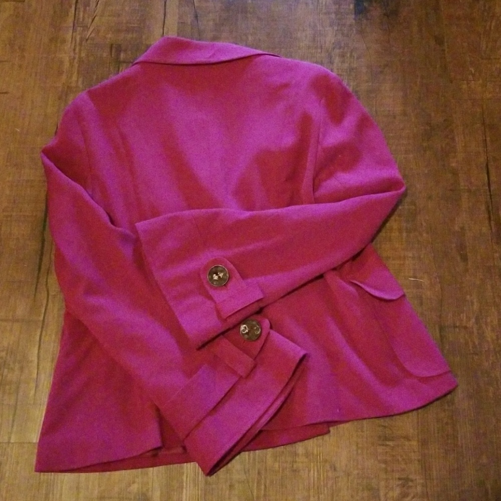 Jacket - Picture 4 of 6